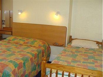 Belmont Hotel Wrexham Esterno foto